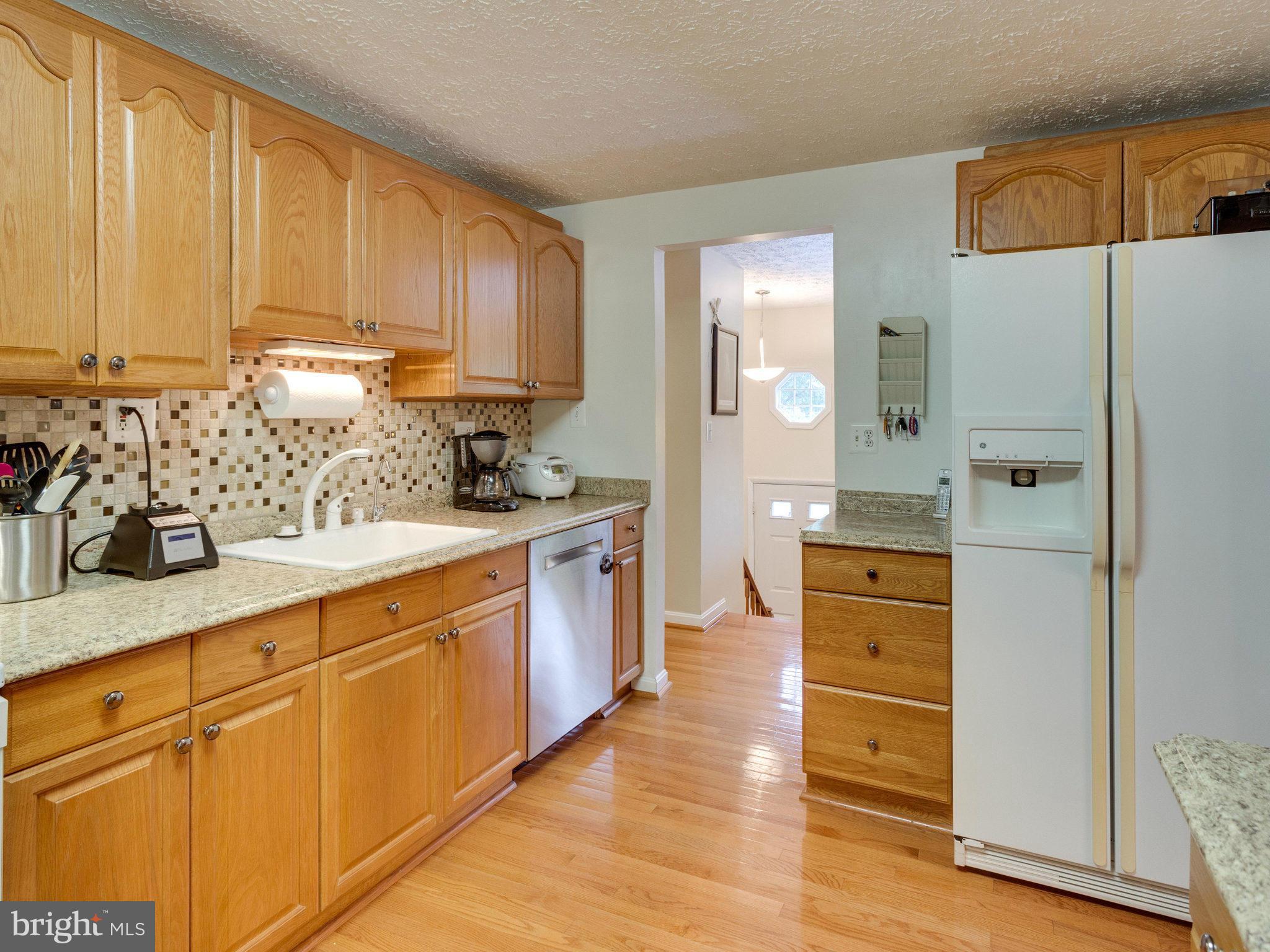 7314 Husky Lane Springfield, VA 22151 - Photo 12 of 30 Kitchen