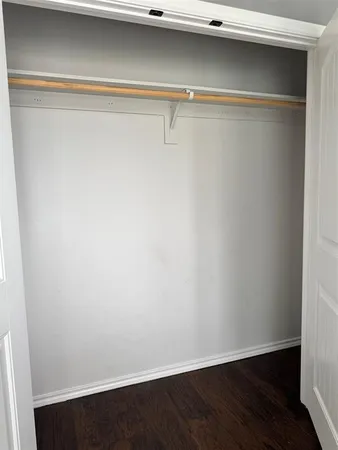 $2,300 | 1014 Scenic Drive, Granbury, TX 76048