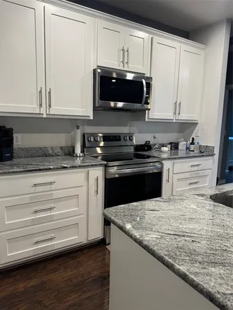 $2,300 | 1014 Scenic Drive, Granbury, TX 76048