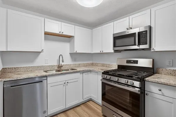 $376,750 | 3785 Somerset Drive Southwest, Marietta, GA 30064