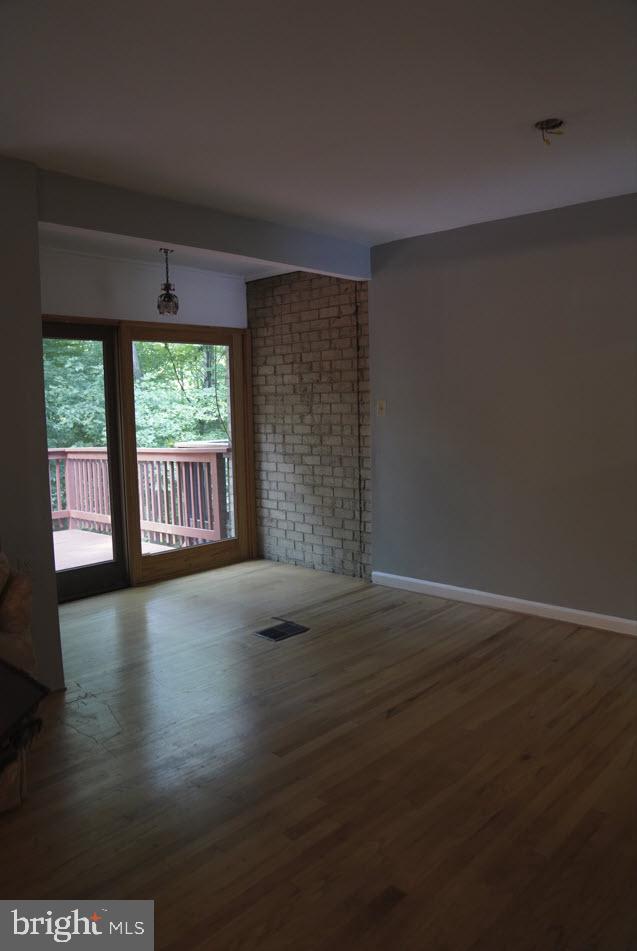 8139 Inverness Ridge Road Potomac, MD 20854 - Photo 10 of 32
