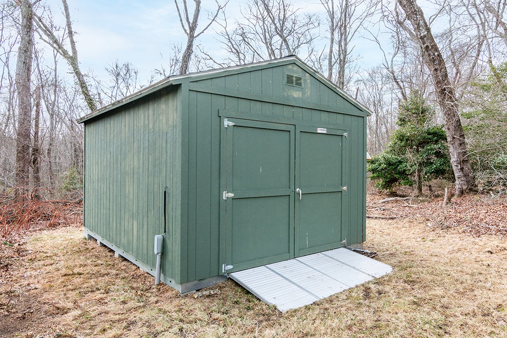 982 Wordens Pond Road South Kingstown, RI 02879 - Photo 24 of 27