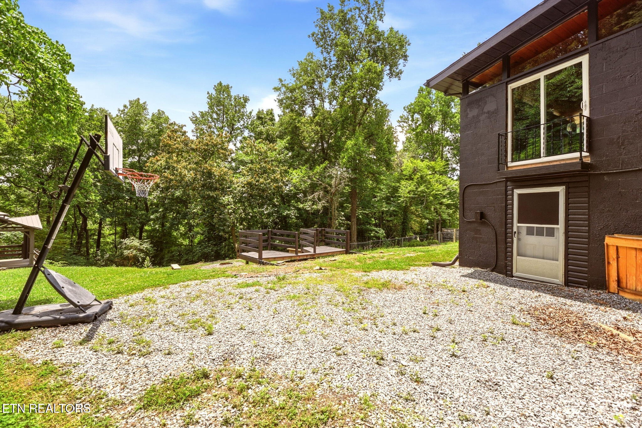 113 Pomona Road Oak Ridge, TN 37830 - Photo 46 of 60 46-web-or-mls-DSC_2346