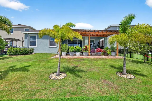 a front view of house with yard