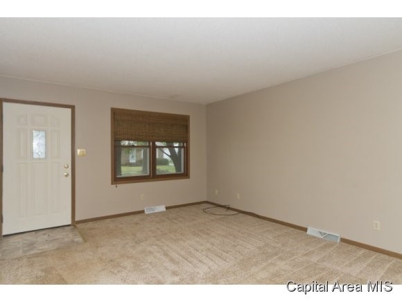 3817 Thrush Lane Springfield, IL 62707 - Photo 3 of 15