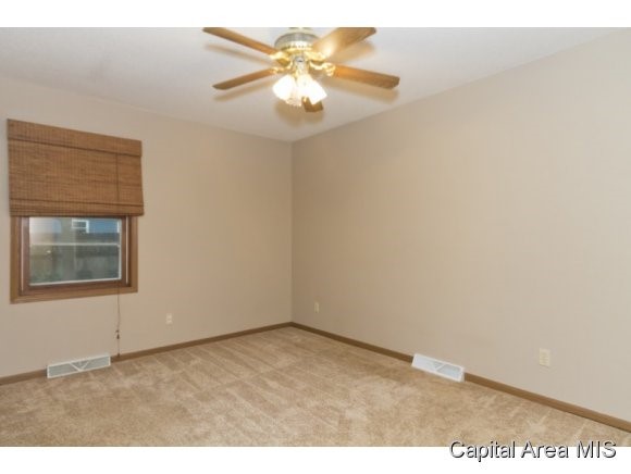 3817 Thrush Lane Springfield, IL 62707 - Photo 8 of 15