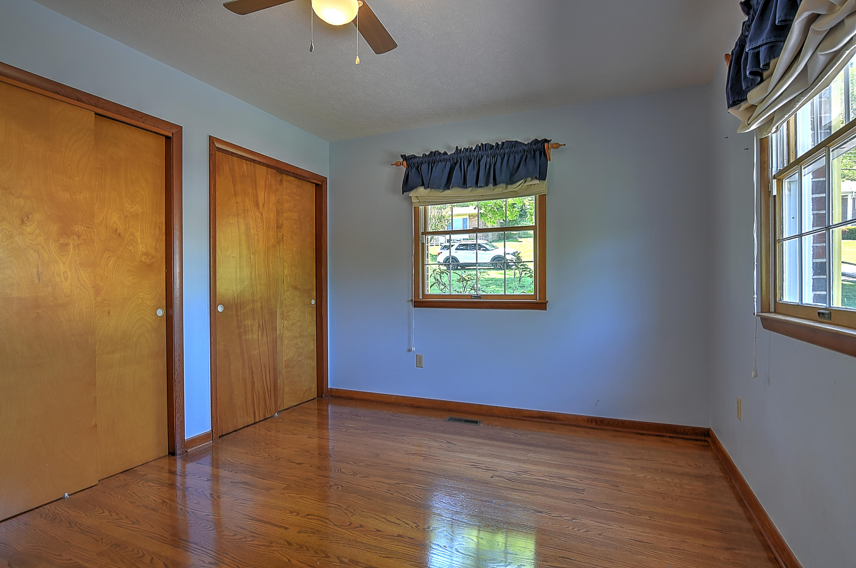 637 Foothills Road Kingsport, TN 37663 - Photo 16 of 35 foothills_-21
