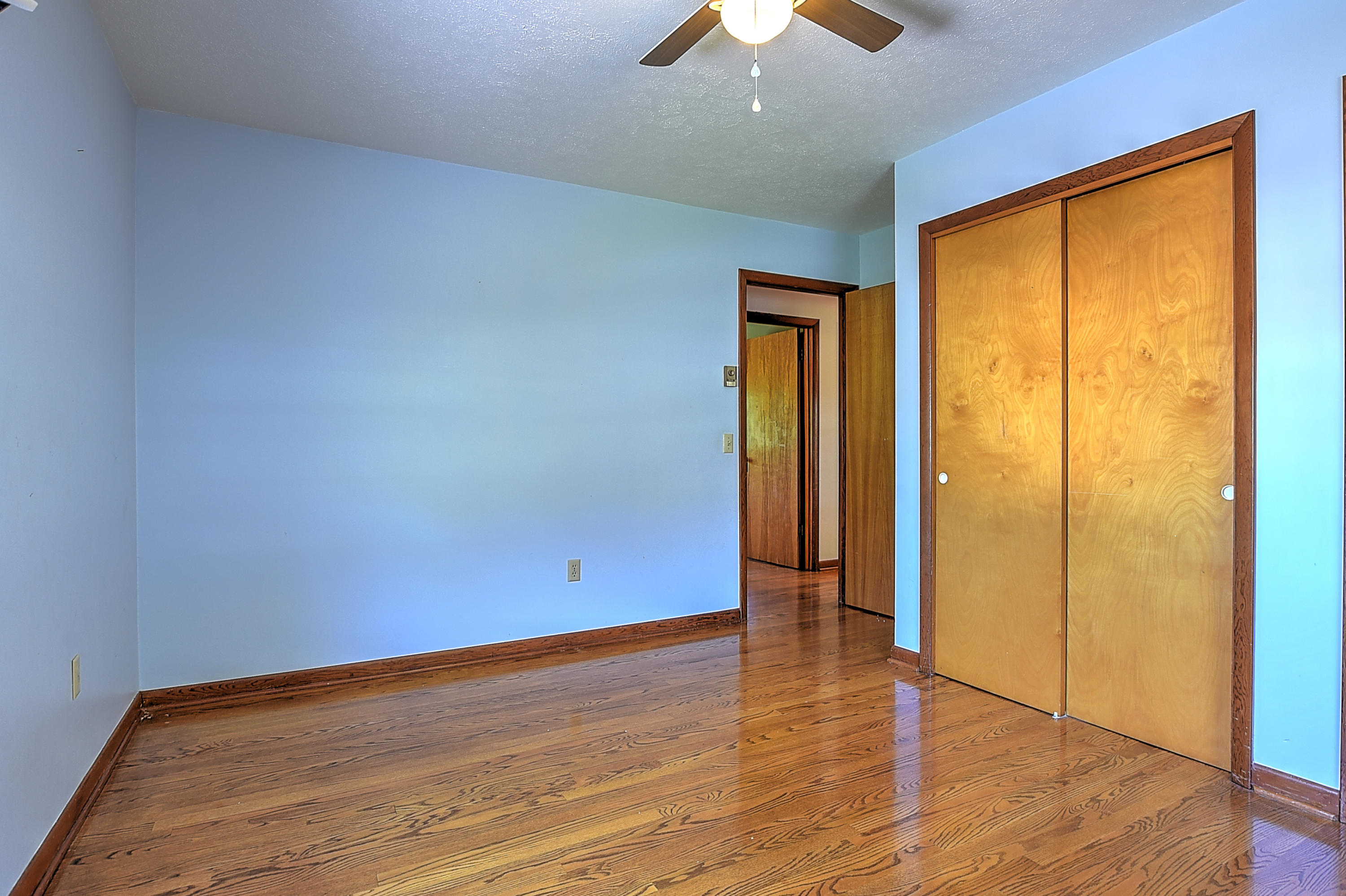 637 Foothills Road Kingsport, TN 37663 - Photo 19 of 35 foothills_-22