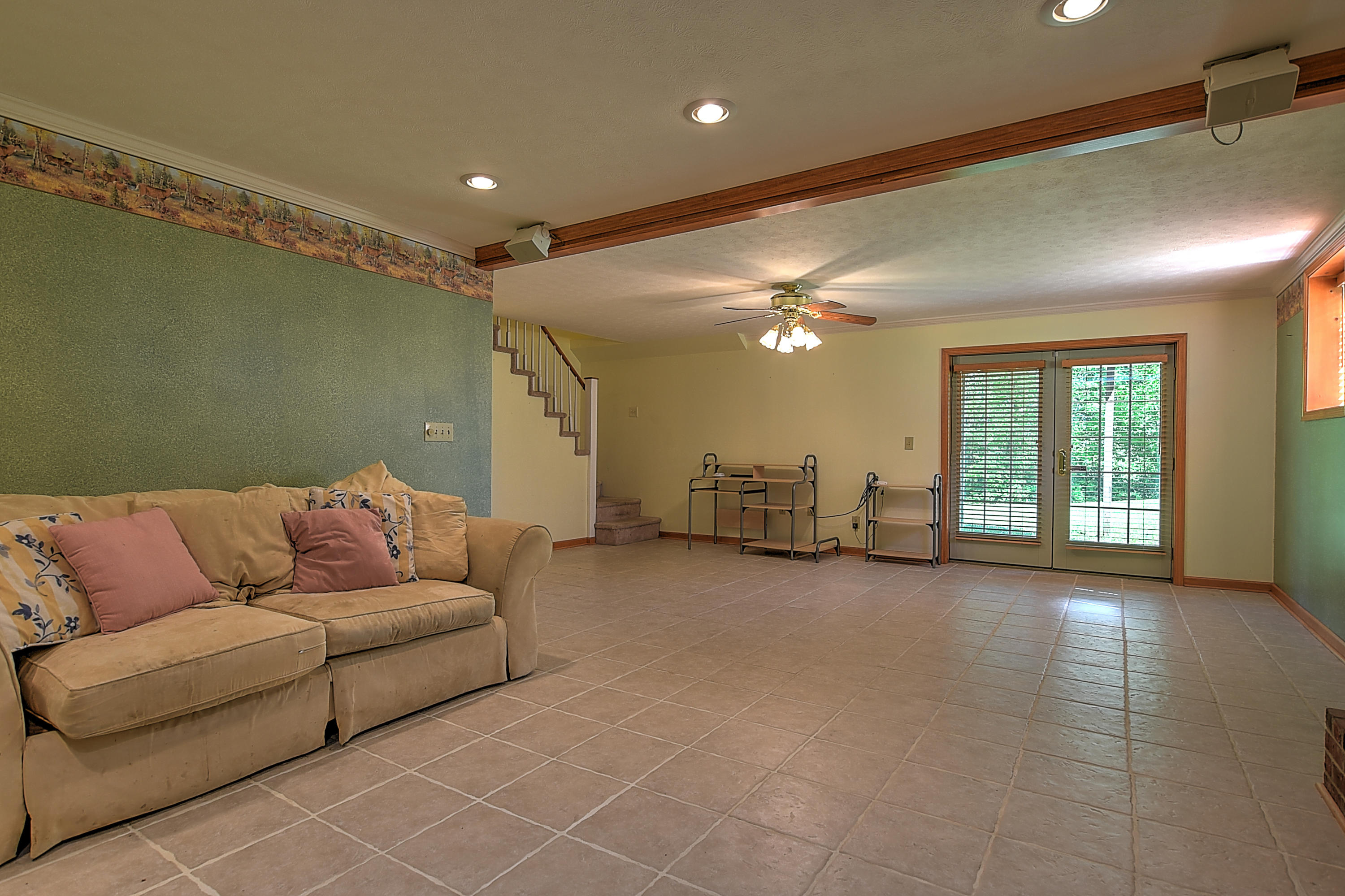 637 Foothills Road Kingsport, TN 37663 - Photo 27 of 35 foothills_-32