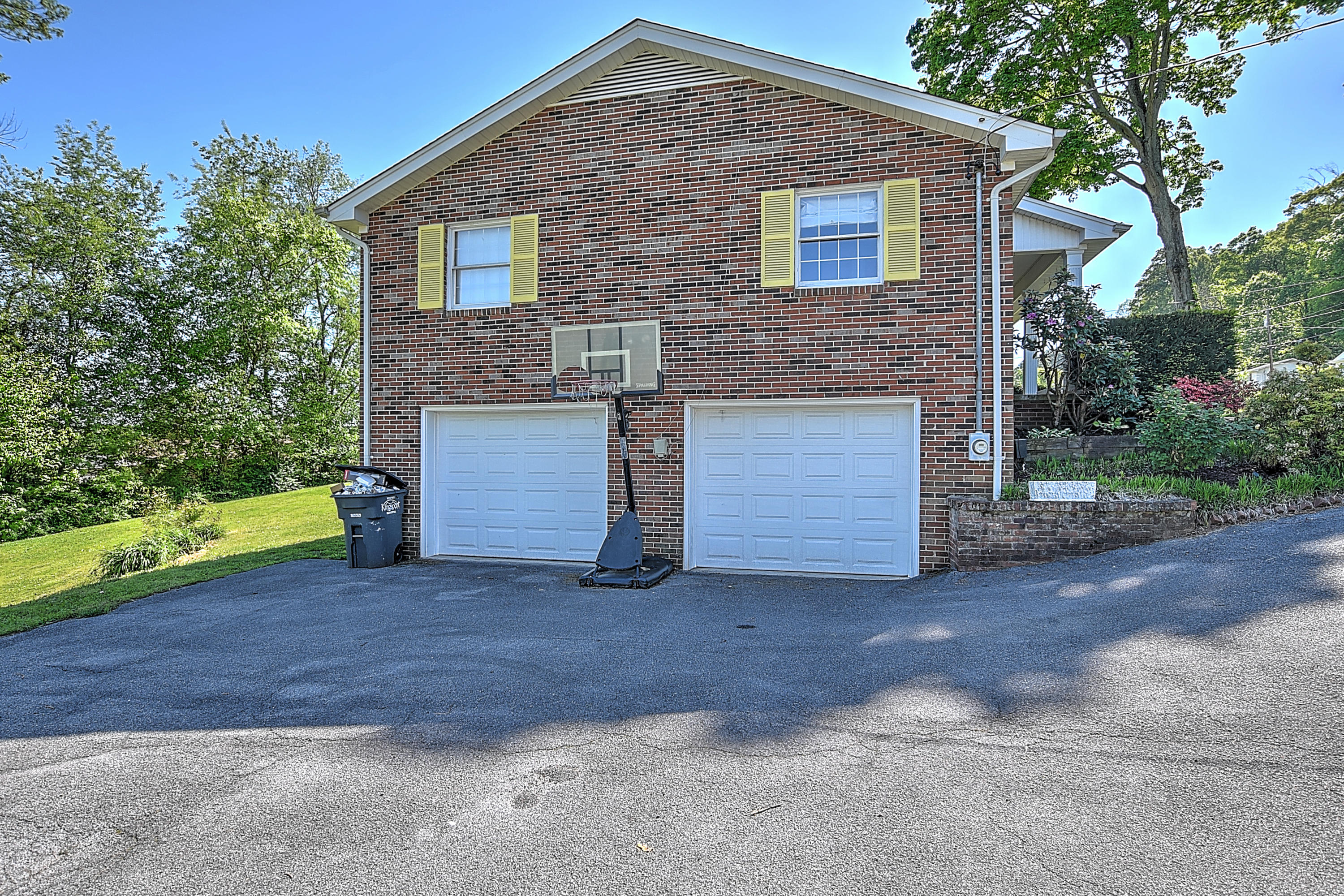 637 Foothills Road Kingsport, TN 37663 - Photo 31 of 35 foothills_-36