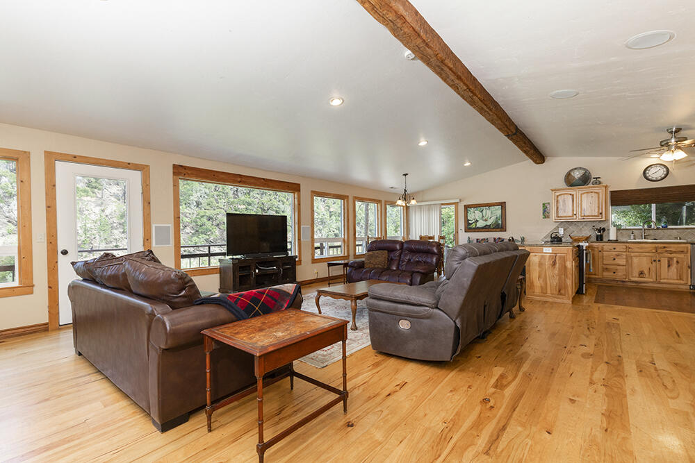 11926 Galice Road Merlin, OR 97532 - Photo 8 of 61 8
