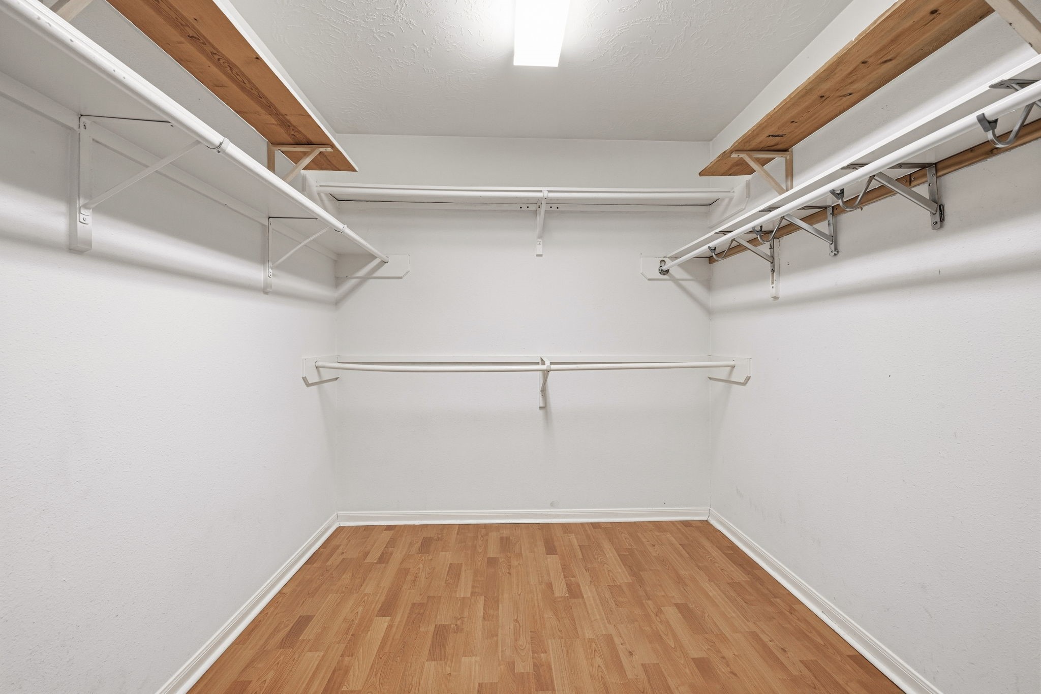 9109 Benwick Street Spring, TX 77379 - Photo 24 of 33 Primary offer Spacious
Walk-in Closet, plenty of storage space.