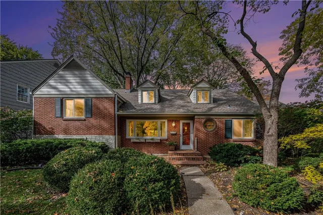 $595,000 | 4304 Brookridge Drive, Fairway, KS 66205