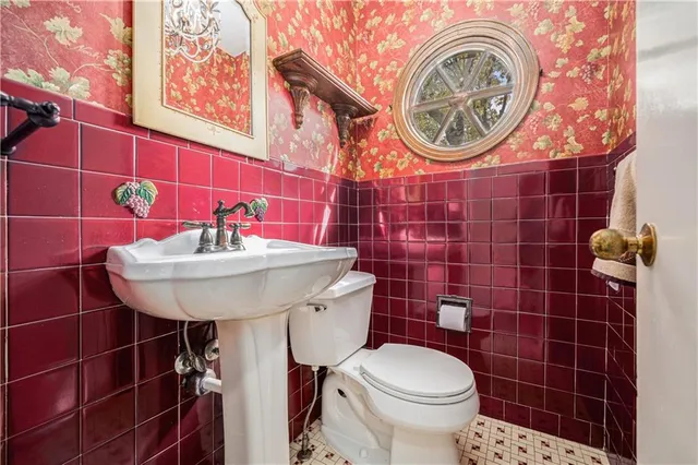 $595,000 | 4304 Brookridge Drive, Fairway, KS 66205