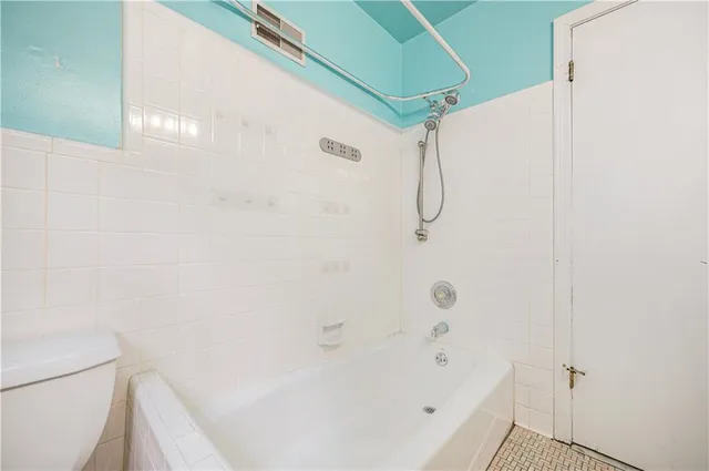 $595,000 | 4304 Brookridge Drive, Fairway, KS 66205