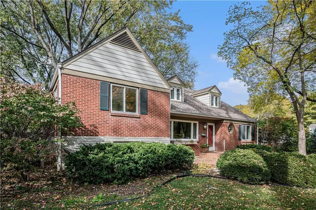 $595,000 | 4304 Brookridge Drive, Fairway, KS 66205