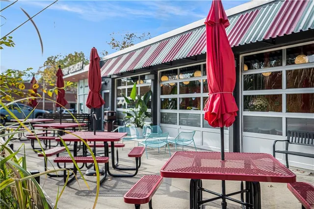 $595,000 | 4304 Brookridge Drive, Fairway, KS 66205