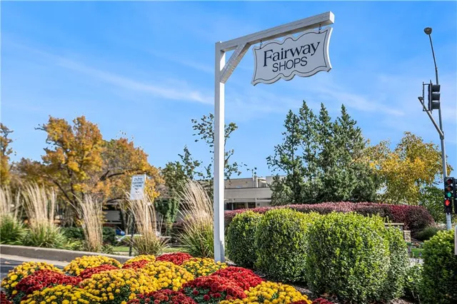 $595,000 | 4304 Brookridge Drive, Fairway, KS 66205