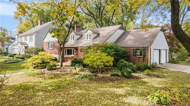 $595,000 | 4304 Brookridge Drive, Fairway, KS 66205