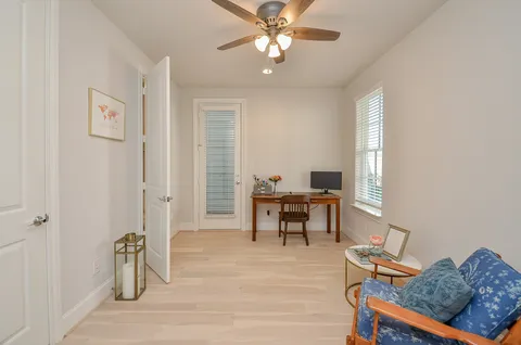 $499,000 | 2419 West Kolbe Lane, Houston, TX 77080