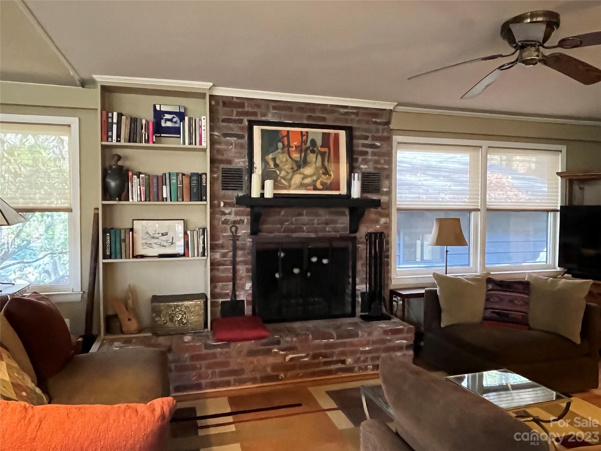 904 Cardinal Road Brevard, NC 28712 - Photo 4 of 15 Gallery Image 4