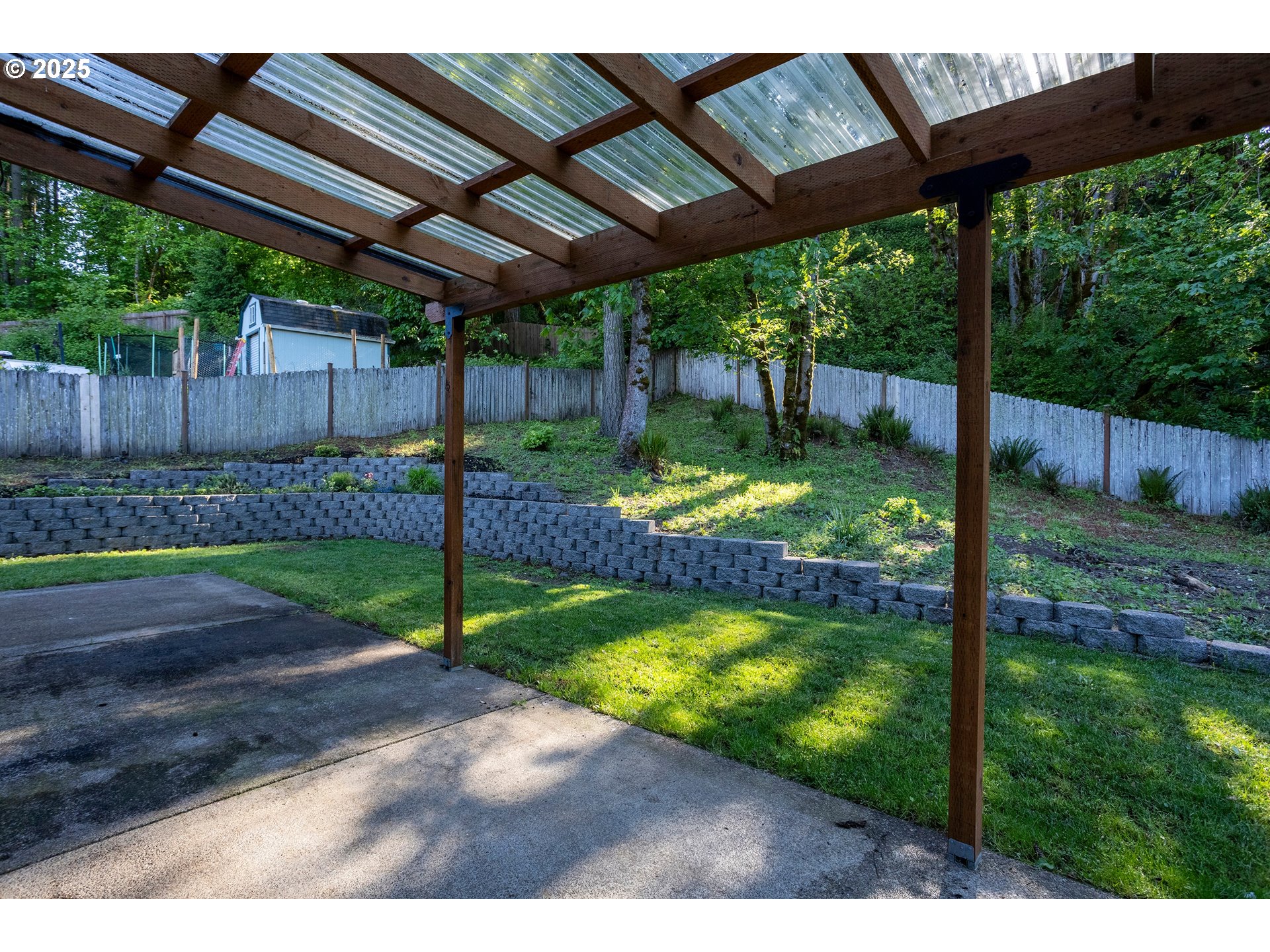 572 South 67th Street Springfield, OR 97478 - Photo 23 of 30 Covered Porch