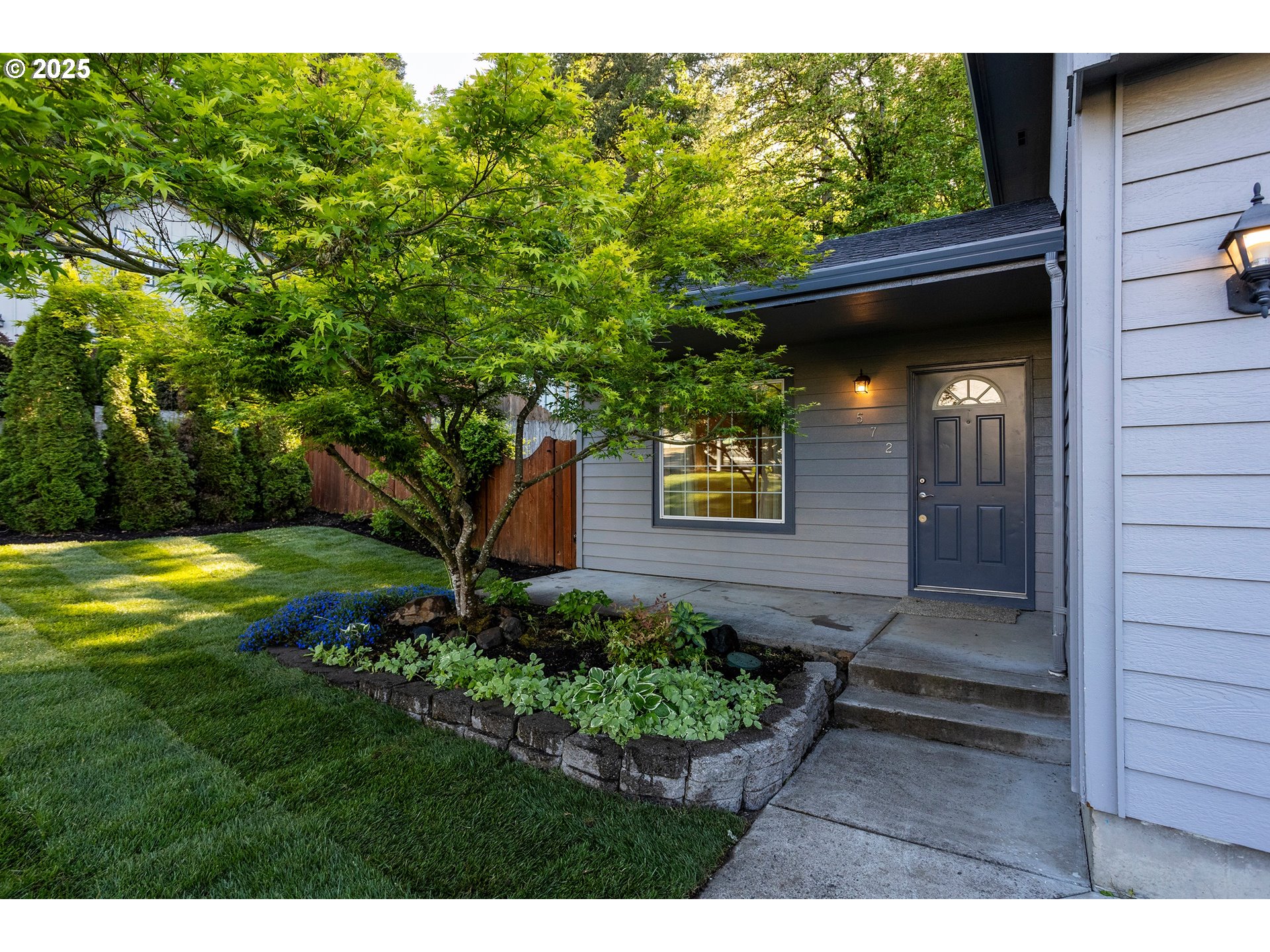 572 South 67th Street Springfield, OR 97478 - Photo 3 of 30 Covered Porch