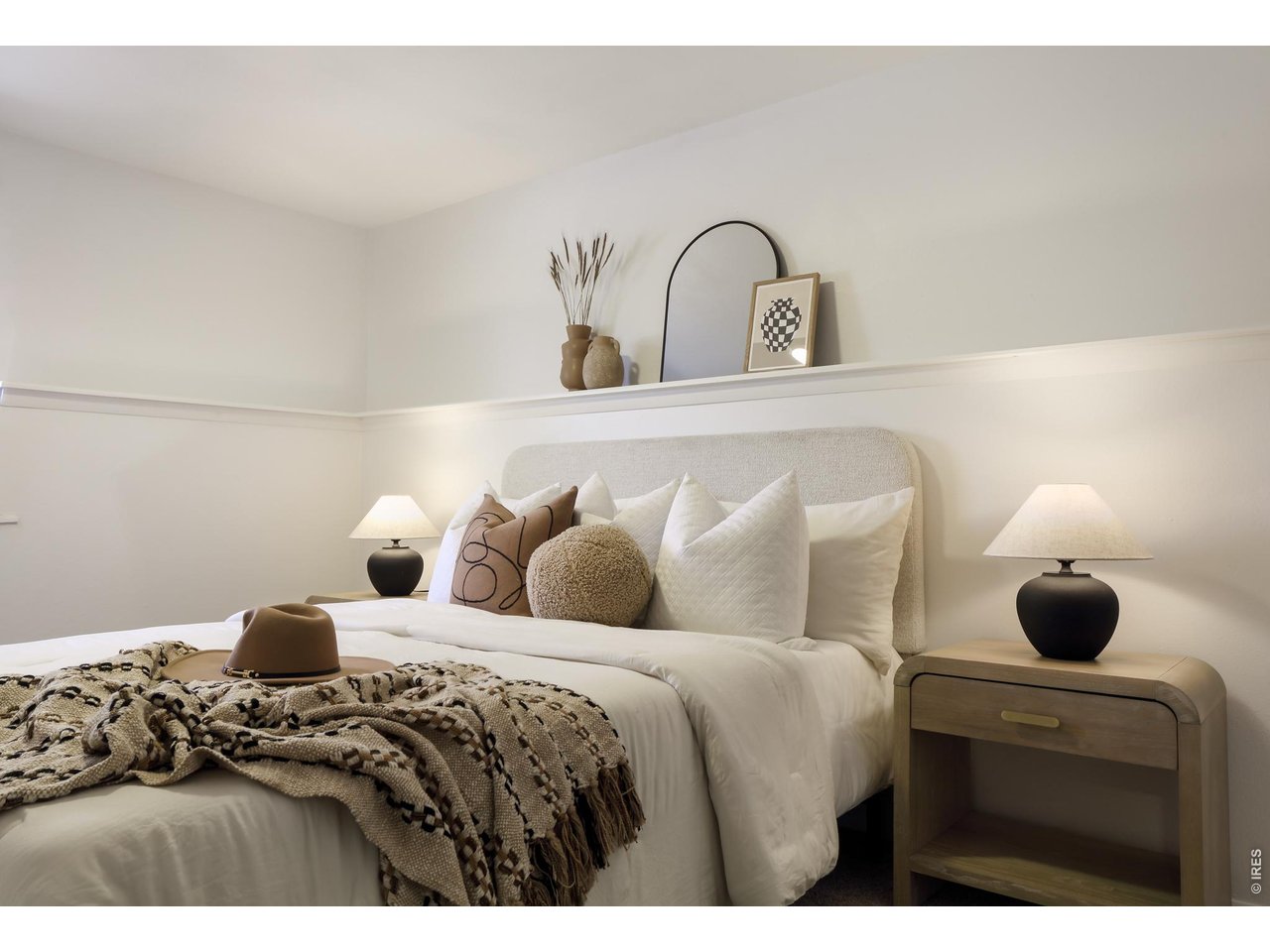 6909 Harvest Road Boulder, CO 80301 - Photo 21 of 32 Guest Room