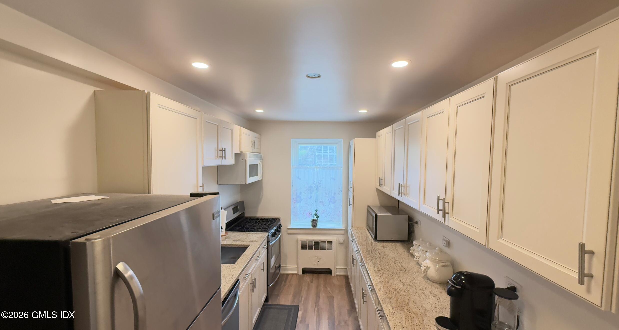 50 Lafayette Place, Unit 2H Greenwich, CT 06830 - Photo 11 of 21 Screen Shot 2026-04-02 at 1.01.55 PM