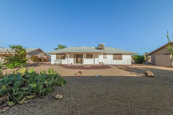 $1,600 | 20014 North Conquistador Drive, Sun City West, AZ 85375