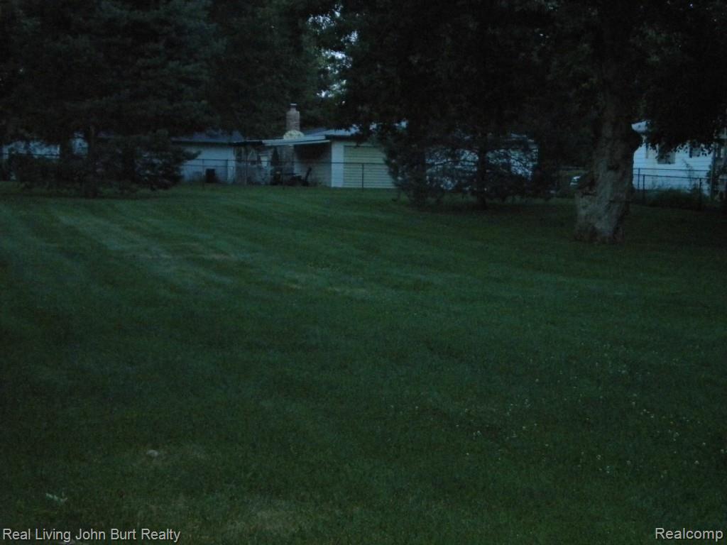 628 Crescent Lake Road Waterford, MI 48327 - Photo 28 of 28 2015-08-06 10.15