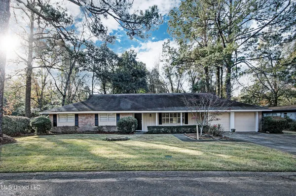 $255,000 | 1951 Aztec Drive, Jackson, MS 39211
