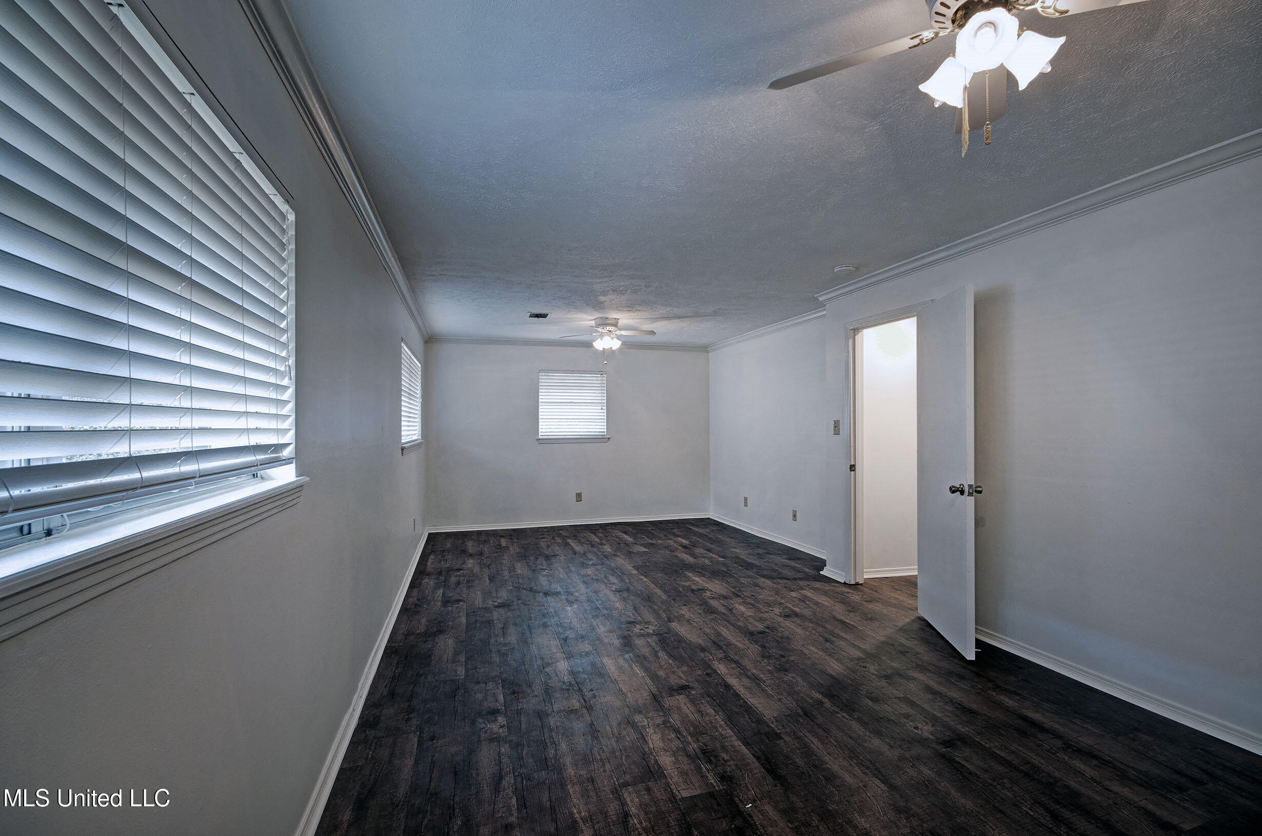 1951 Aztec Drive Jackson, MS 39211 - Photo 18 of 31 Large bedroom 2