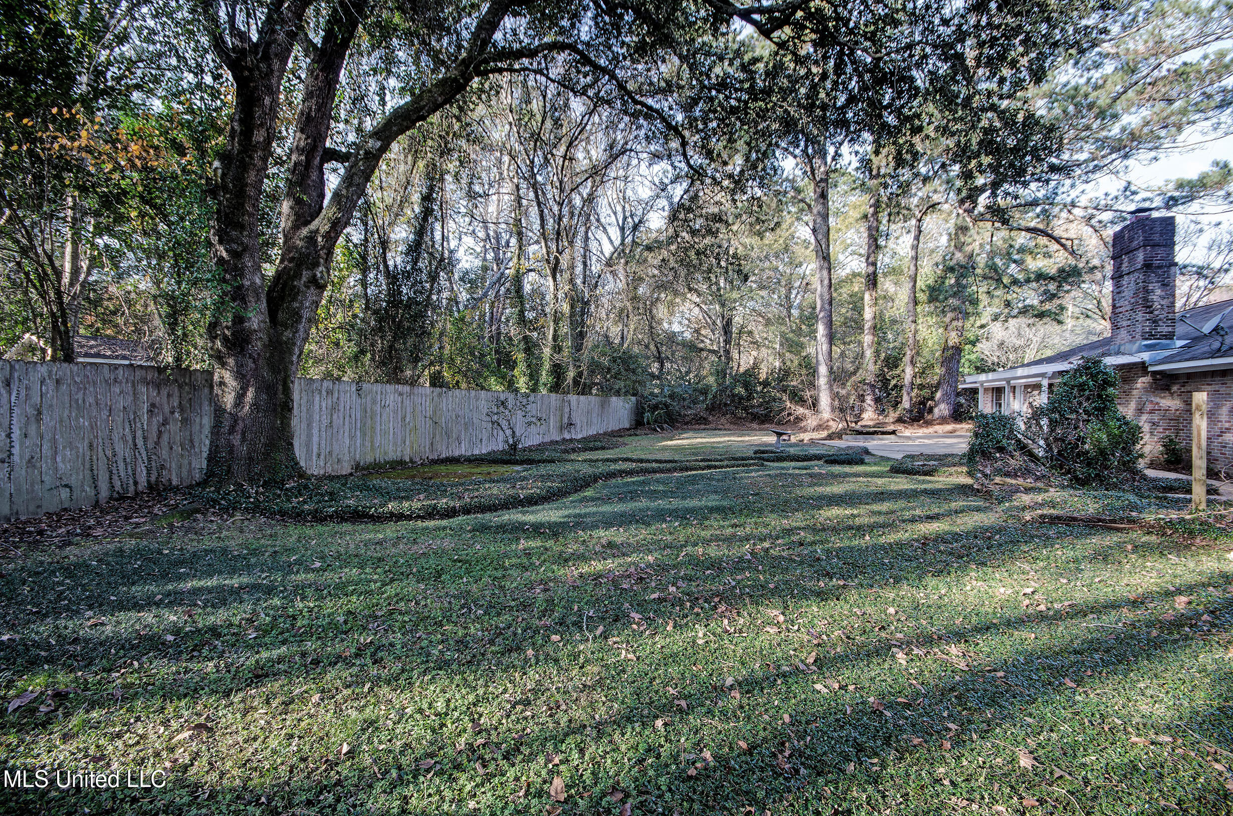 1951 Aztec Drive Jackson, MS 39211 - Photo 29 of 31 Backyard2