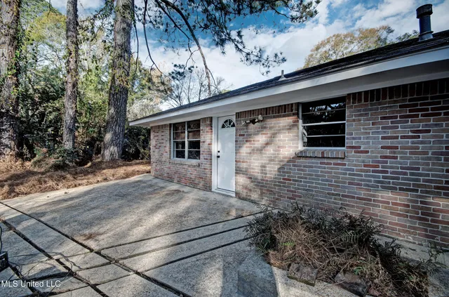 $255,000 | 1951 Aztec Drive, Jackson, MS 39211