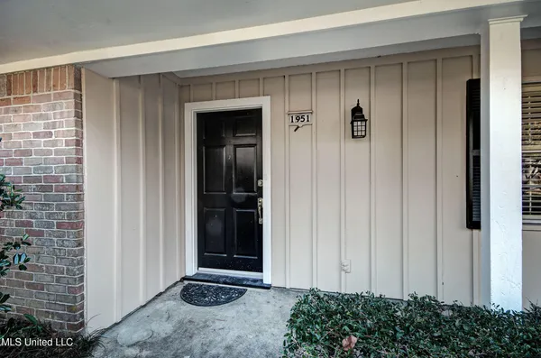 $255,000 | 1951 Aztec Drive, Jackson, MS 39211