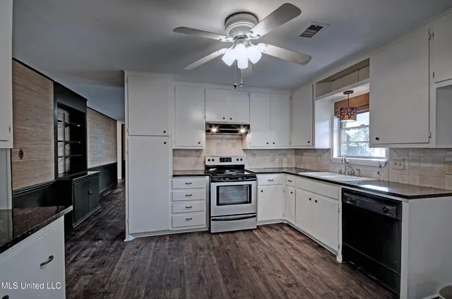 $255,000 | 1951 Aztec Drive, Jackson, MS 39211