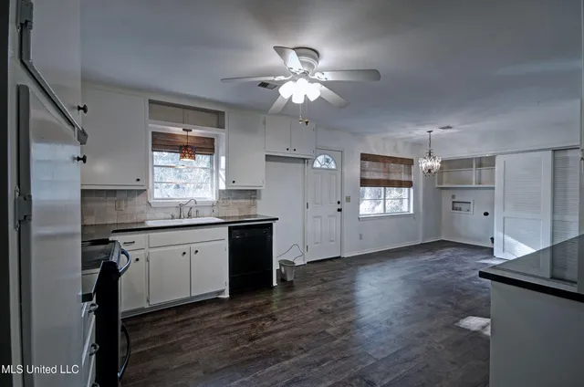 $255,000 | 1951 Aztec Drive, Jackson, MS 39211