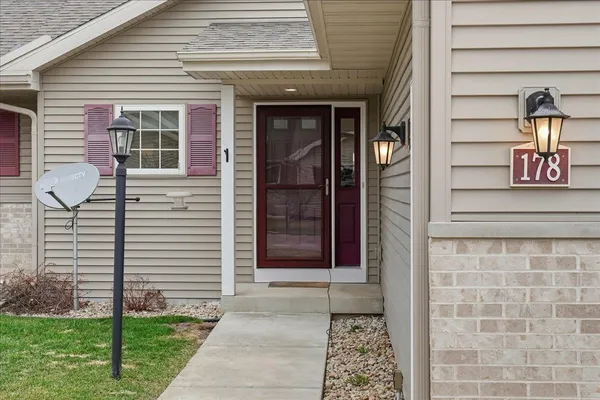 $419,000 | 178 Elliott Lane, Oregon, WI 53575