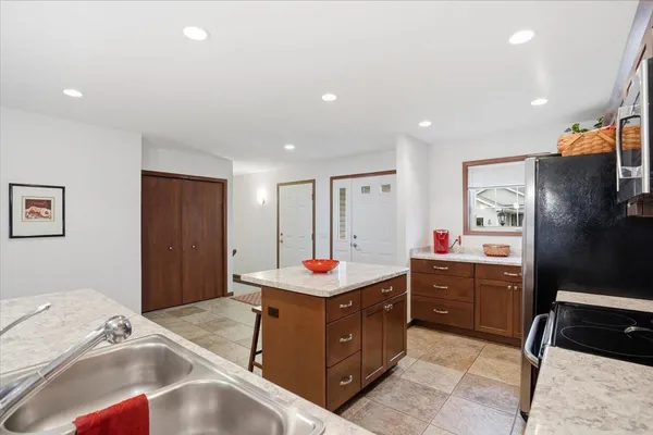 $419,000 | 178 Elliott Lane, Oregon, WI 53575