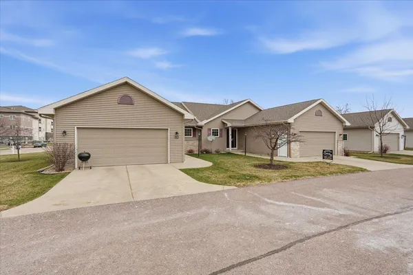 $419,000 | 178 Elliott Lane, Oregon, WI 53575
