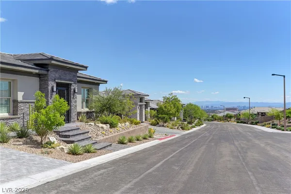 $9,700 | 12536 Claymore Highland Avenue, Las Vegas, NV 89138