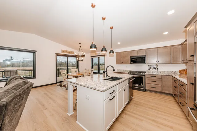 $589,900 | 555 Lake Breeze Lane, Random Lake, WI 53075