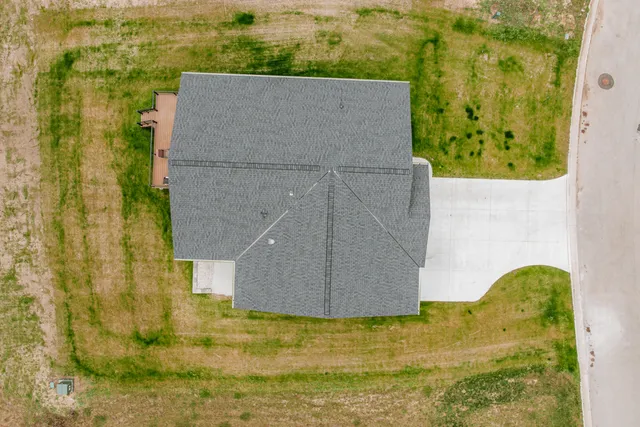 $589,900 | 555 Lake Breeze Lane, Random Lake, WI 53075