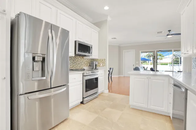 $989,000 | 2688 East Community Drive, Jupiter, FL 33458