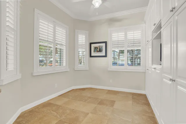 $989,000 | 2688 East Community Drive, Jupiter, FL 33458