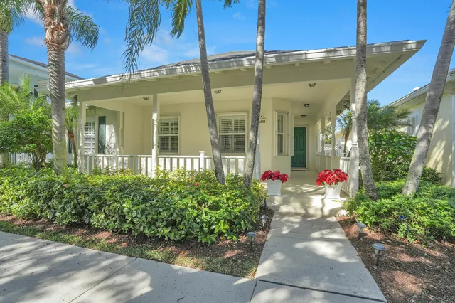 $989,000 | 2688 East Community Drive, Jupiter, FL 33458