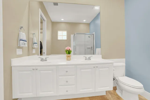 $989,000 | 2688 East Community Drive, Jupiter, FL 33458