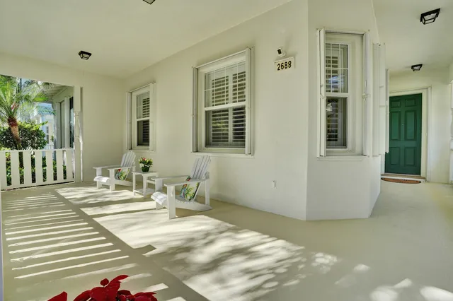 $989,000 | 2688 East Community Drive, Jupiter, FL 33458