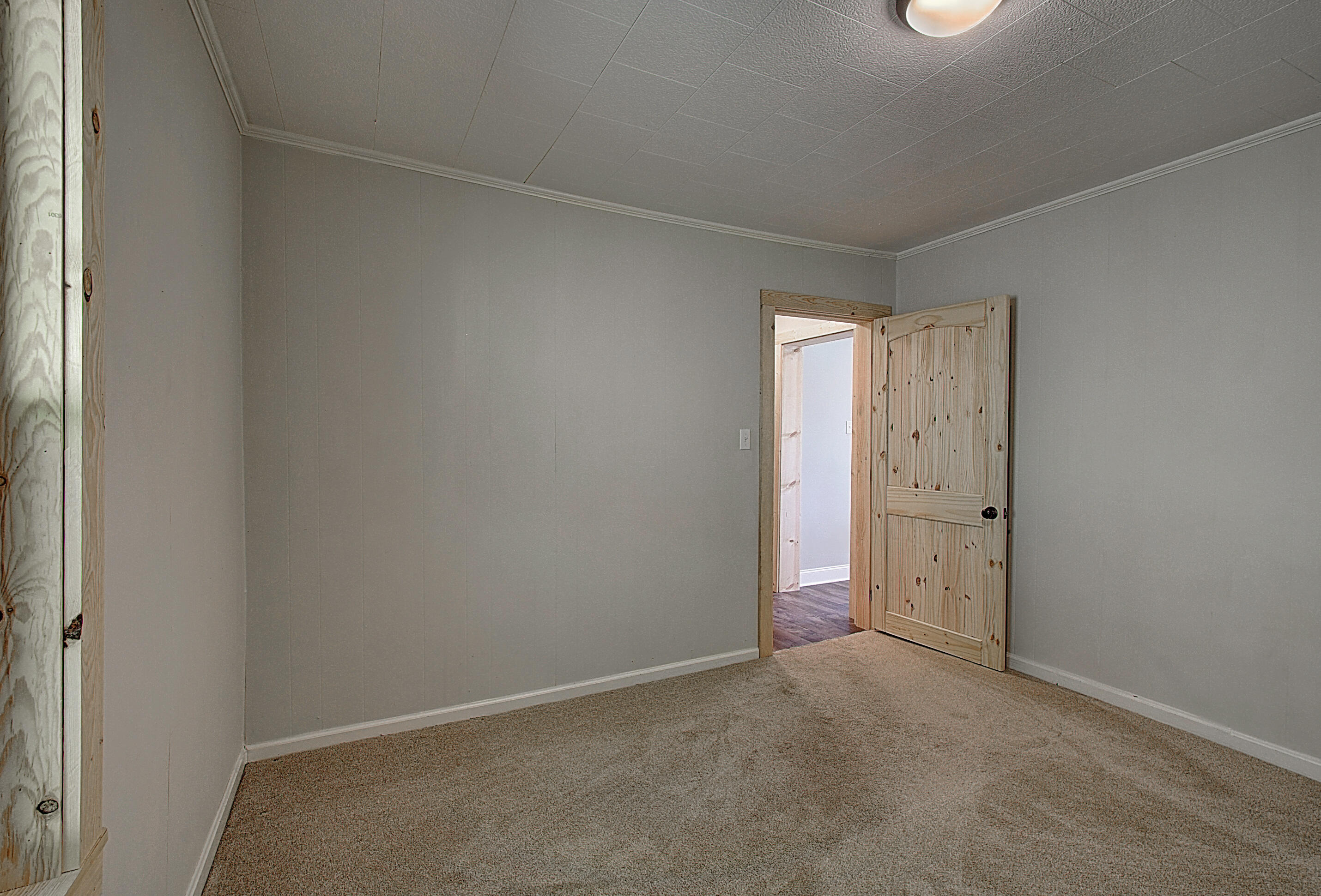 738 Piney Grove Road Hampton, TN 37658 - Photo 23 of 35 DSC_0346And8more_1